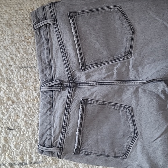 GOOD AMERICAN GREY SLIM STRAIGHT DENIM - Picture 4 of 4